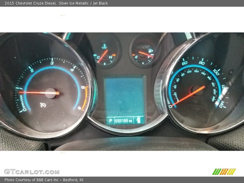 Silver Ice Metallic / Jet Black 2015 Chevrolet Cruze Diesel
