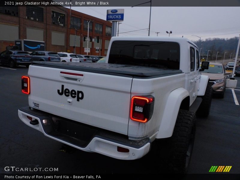 Bright White / Black 2021 Jeep Gladiator High Altitude 4x4