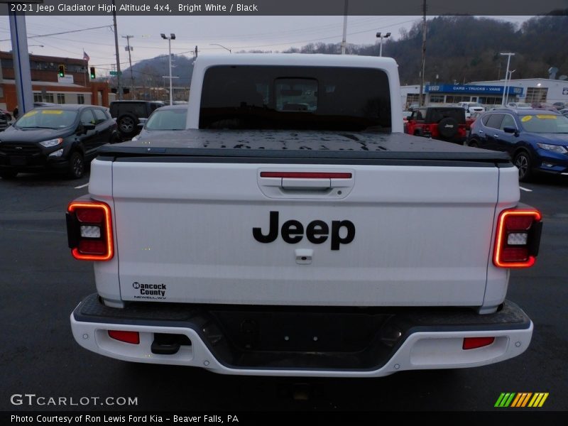 Bright White / Black 2021 Jeep Gladiator High Altitude 4x4