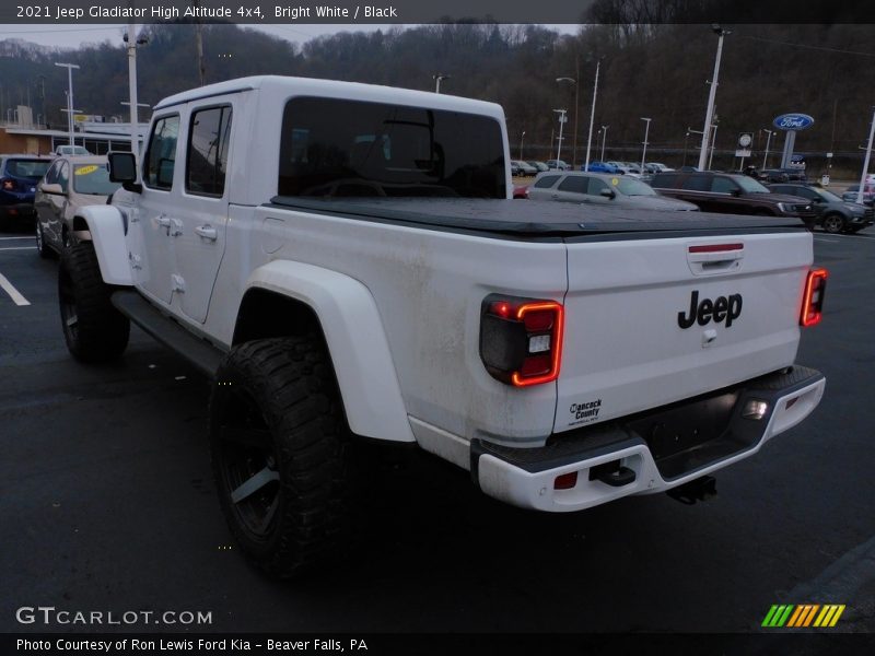 Bright White / Black 2021 Jeep Gladiator High Altitude 4x4