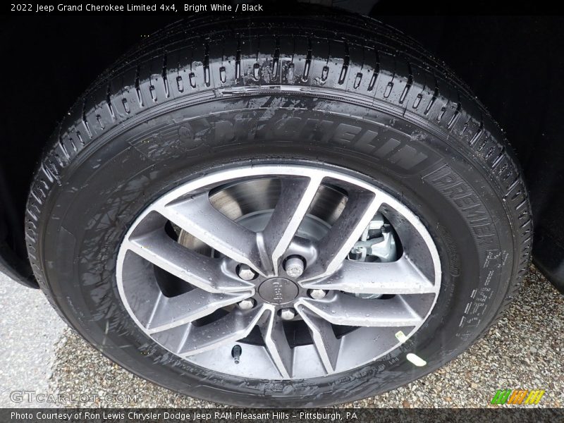  2022 Grand Cherokee Limited 4x4 Wheel