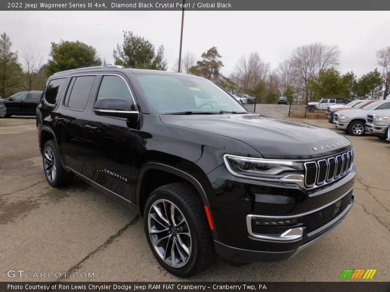Front 3/4 View of 2022 Wagoneer Series III 4x4