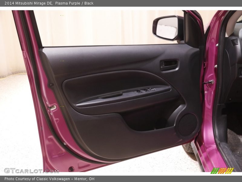 Door Panel of 2014 Mirage DE