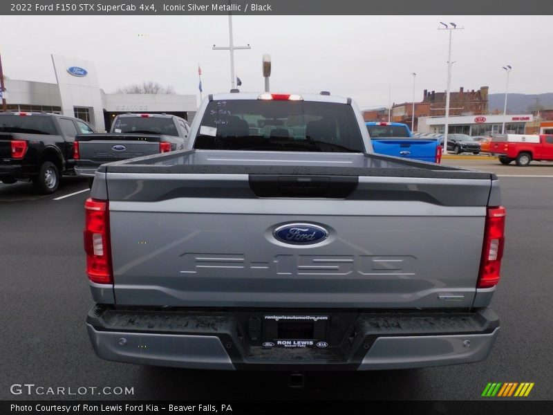 Iconic Silver Metallic / Black 2022 Ford F150 STX SuperCab 4x4