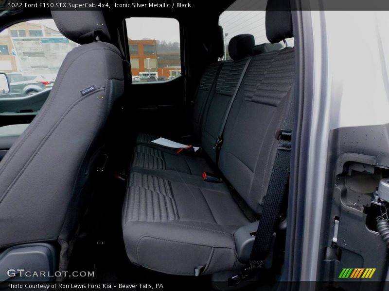 Iconic Silver Metallic / Black 2022 Ford F150 STX SuperCab 4x4