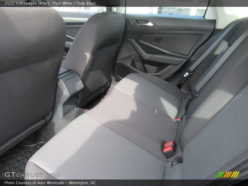 Pure White / Titan Black 2020 Volkswagen Jetta S