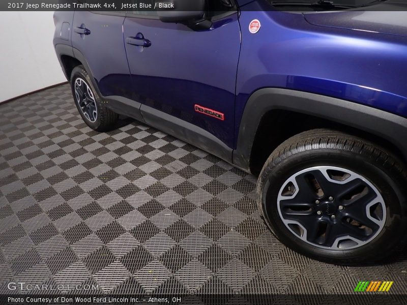 Jetset Blue / Black 2017 Jeep Renegade Trailhawk 4x4