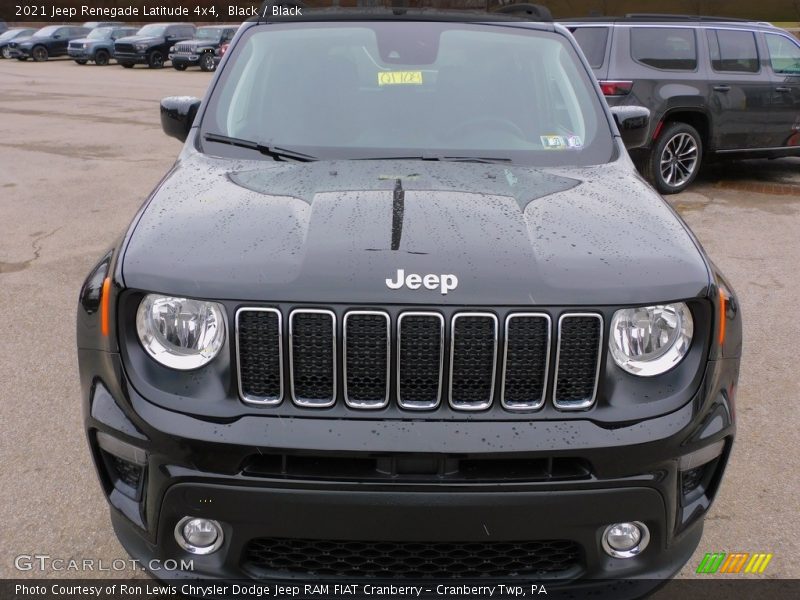 Black / Black 2021 Jeep Renegade Latitude 4x4