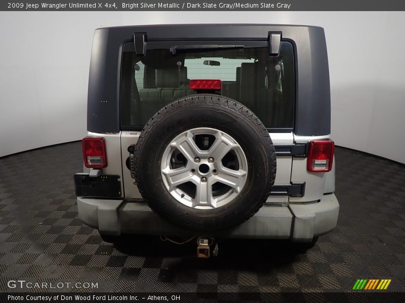 Bright Silver Metallic / Dark Slate Gray/Medium Slate Gray 2009 Jeep Wrangler Unlimited X 4x4