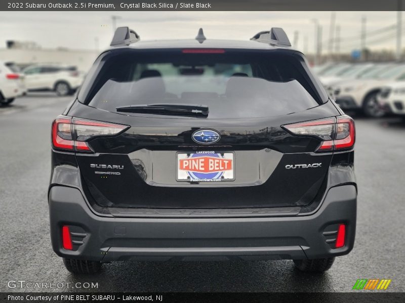 Crystal Black Silica / Slate Black 2022 Subaru Outback 2.5i Premium
