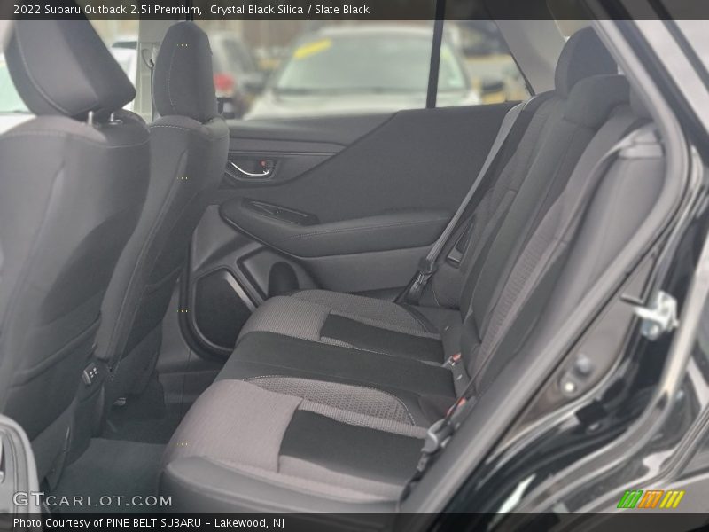 Crystal Black Silica / Slate Black 2022 Subaru Outback 2.5i Premium