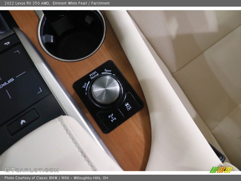 Eminent White Pearl / Parchment 2022 Lexus RX 350 AWD