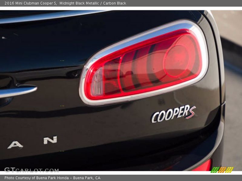 Midnight Black Metallic / Carbon Black 2016 Mini Clubman Cooper S