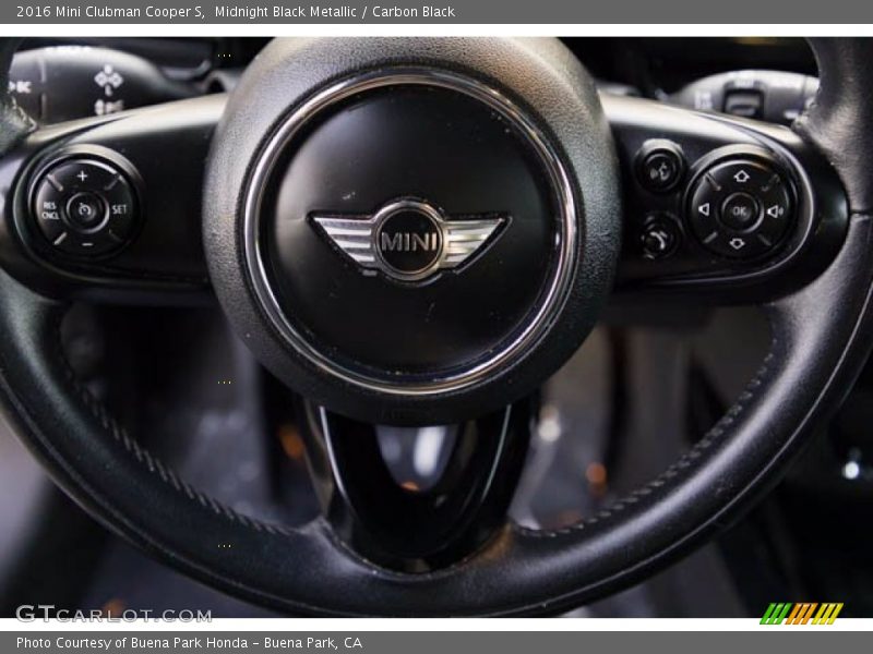 Midnight Black Metallic / Carbon Black 2016 Mini Clubman Cooper S