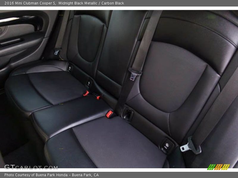 Midnight Black Metallic / Carbon Black 2016 Mini Clubman Cooper S