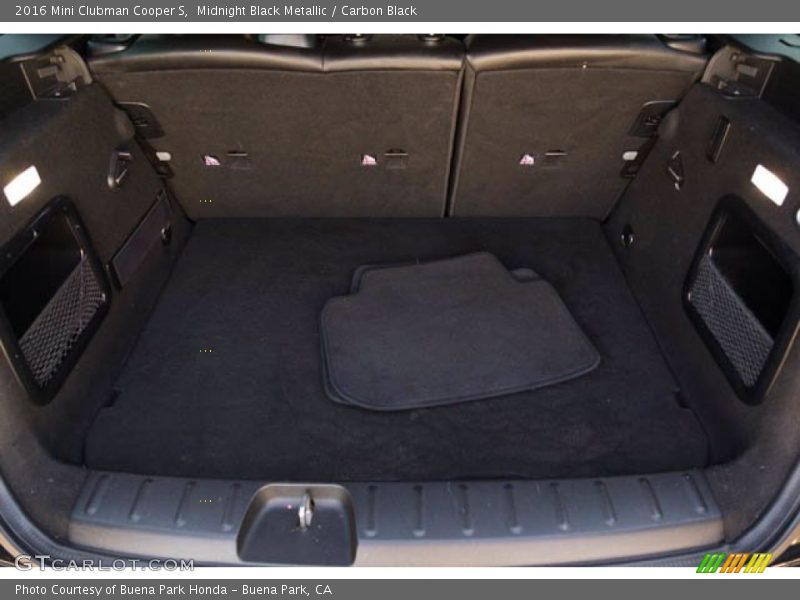 Midnight Black Metallic / Carbon Black 2016 Mini Clubman Cooper S