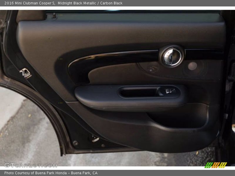 Midnight Black Metallic / Carbon Black 2016 Mini Clubman Cooper S