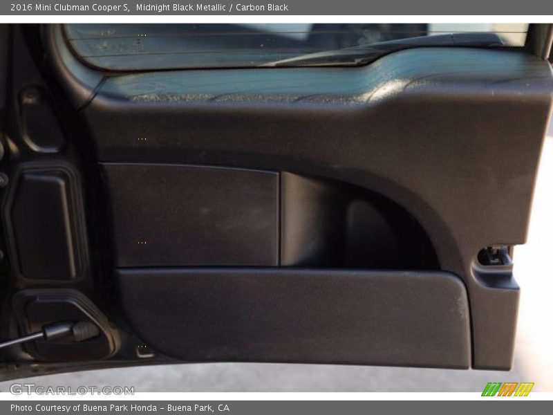 Midnight Black Metallic / Carbon Black 2016 Mini Clubman Cooper S