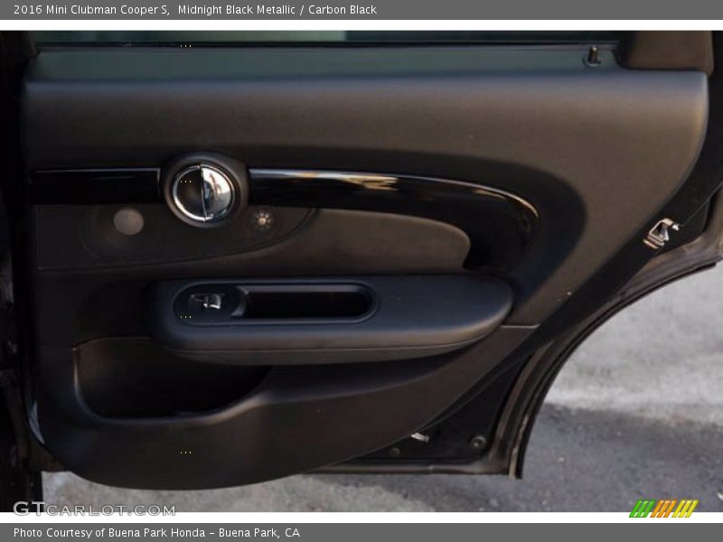 Midnight Black Metallic / Carbon Black 2016 Mini Clubman Cooper S