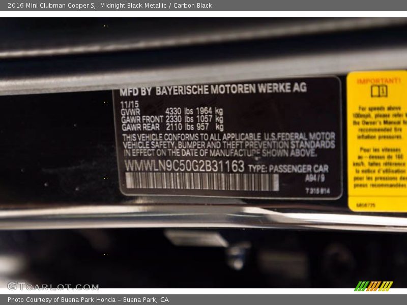 Midnight Black Metallic / Carbon Black 2016 Mini Clubman Cooper S