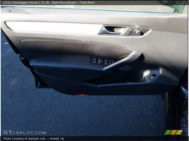 Night Blue Metallic / Titan Black 2012 Volkswagen Passat 2.5L SE