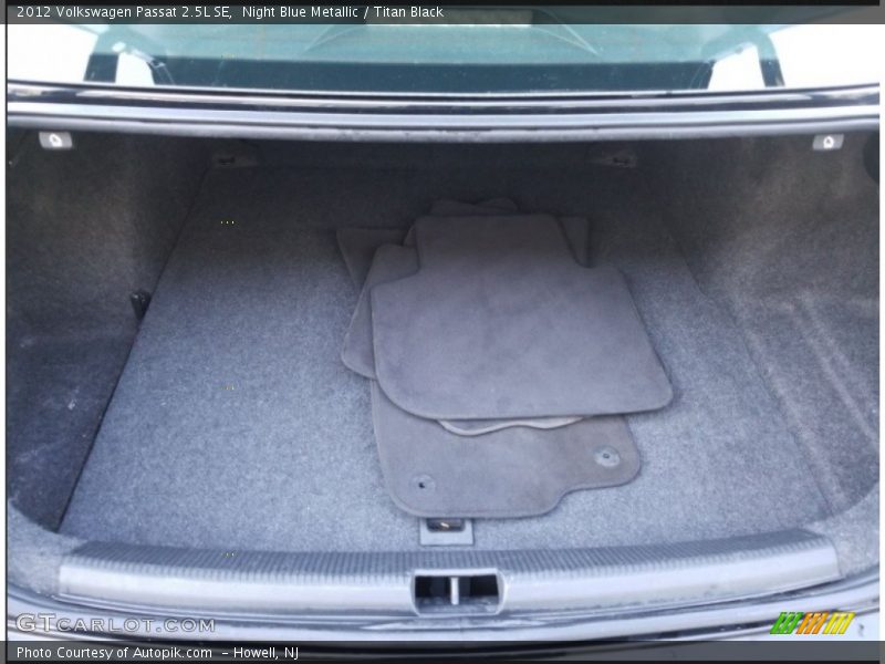 Night Blue Metallic / Titan Black 2012 Volkswagen Passat 2.5L SE