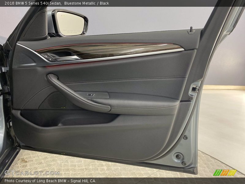 Bluestone Metallic / Black 2018 BMW 5 Series 540i Sedan