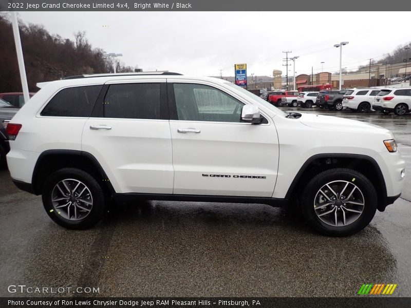 Bright White / Black 2022 Jeep Grand Cherokee Limited 4x4