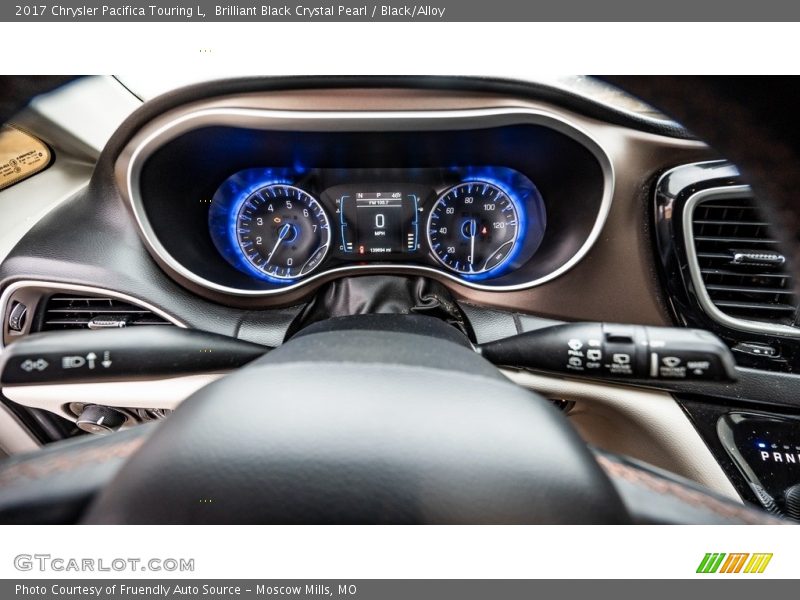 Brilliant Black Crystal Pearl / Black/Alloy 2017 Chrysler Pacifica Touring L