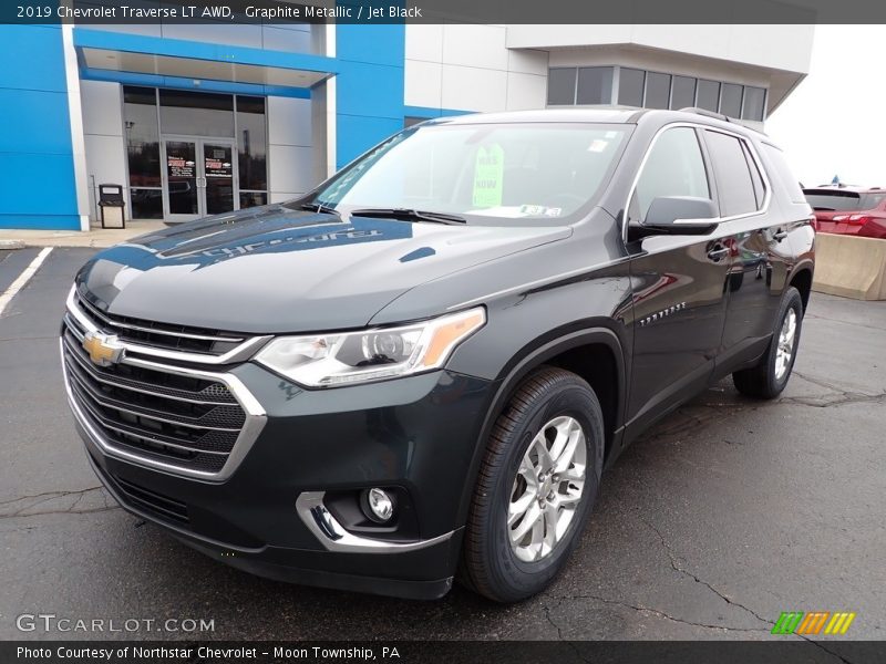 Graphite Metallic / Jet Black 2019 Chevrolet Traverse LT AWD