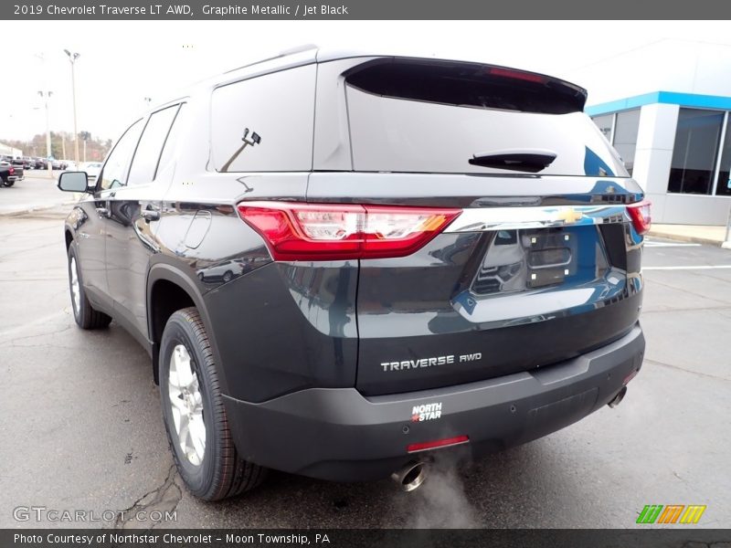 Graphite Metallic / Jet Black 2019 Chevrolet Traverse LT AWD