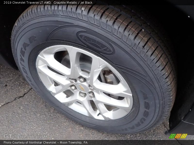 Graphite Metallic / Jet Black 2019 Chevrolet Traverse LT AWD