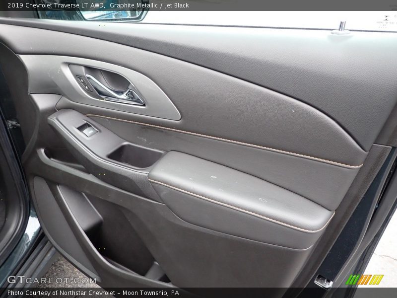 Graphite Metallic / Jet Black 2019 Chevrolet Traverse LT AWD