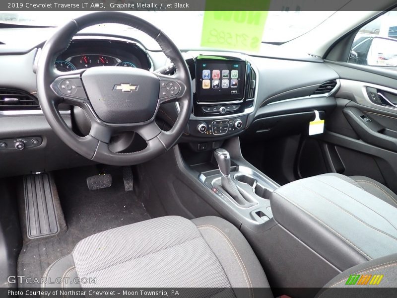 Graphite Metallic / Jet Black 2019 Chevrolet Traverse LT AWD