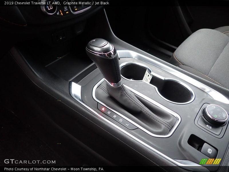 Graphite Metallic / Jet Black 2019 Chevrolet Traverse LT AWD