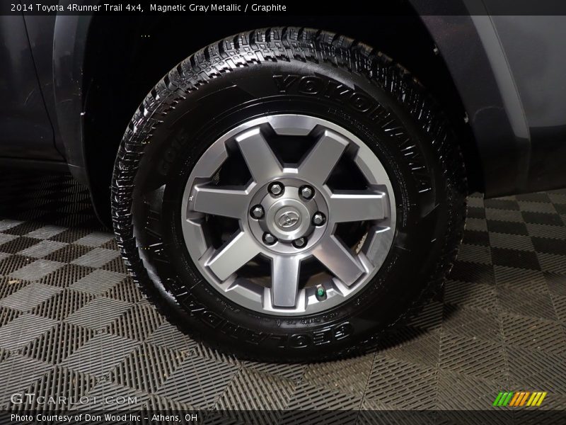 Magnetic Gray Metallic / Graphite 2014 Toyota 4Runner Trail 4x4