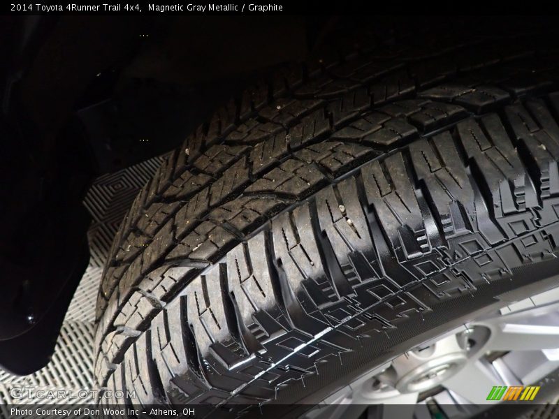 Magnetic Gray Metallic / Graphite 2014 Toyota 4Runner Trail 4x4