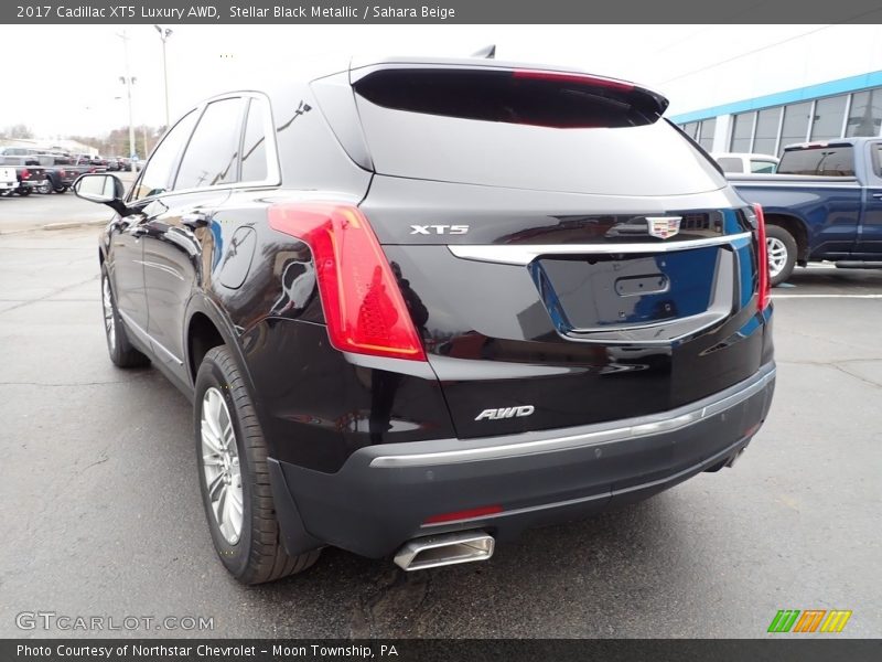 Stellar Black Metallic / Sahara Beige 2017 Cadillac XT5 Luxury AWD