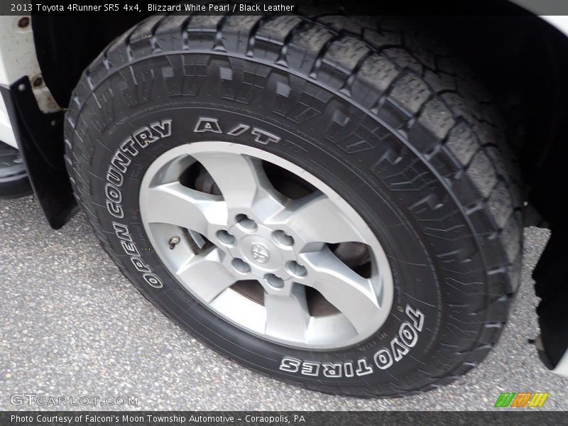 Blizzard White Pearl / Black Leather 2013 Toyota 4Runner SR5 4x4