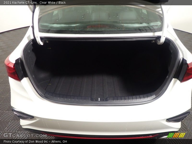 Clear White / Black 2021 Kia Forte GT-Line