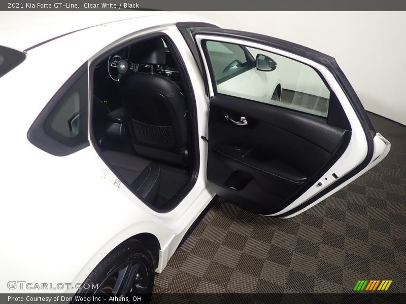 Clear White / Black 2021 Kia Forte GT-Line