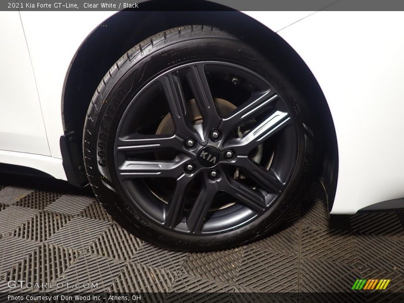 Clear White / Black 2021 Kia Forte GT-Line