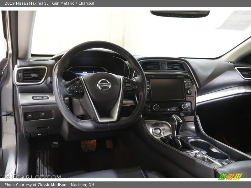 Gun Metallic / Charcoal 2019 Nissan Maxima SL