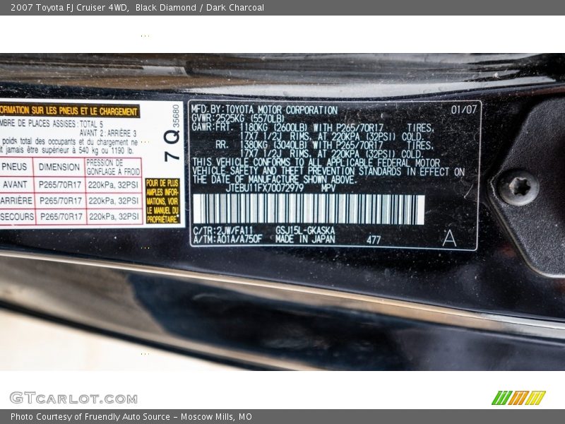 Black Diamond / Dark Charcoal 2007 Toyota FJ Cruiser 4WD