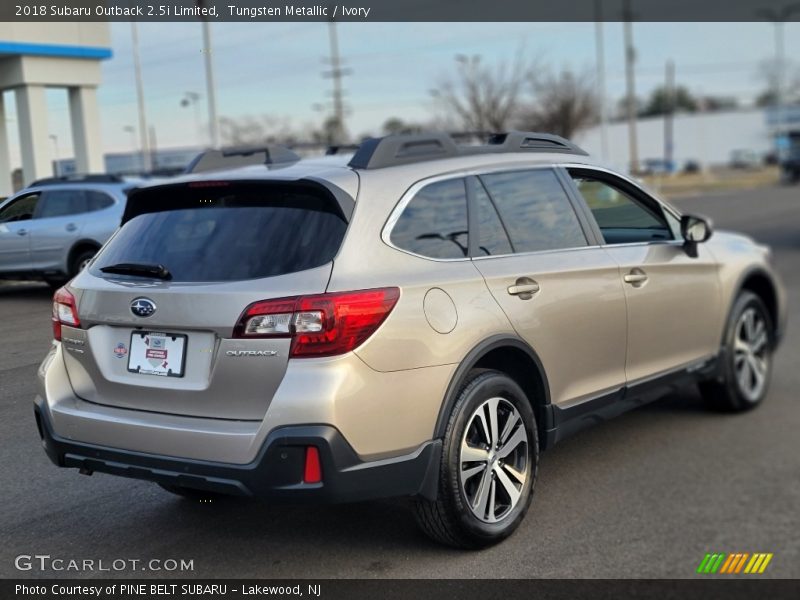 Tungsten Metallic / Ivory 2018 Subaru Outback 2.5i Limited