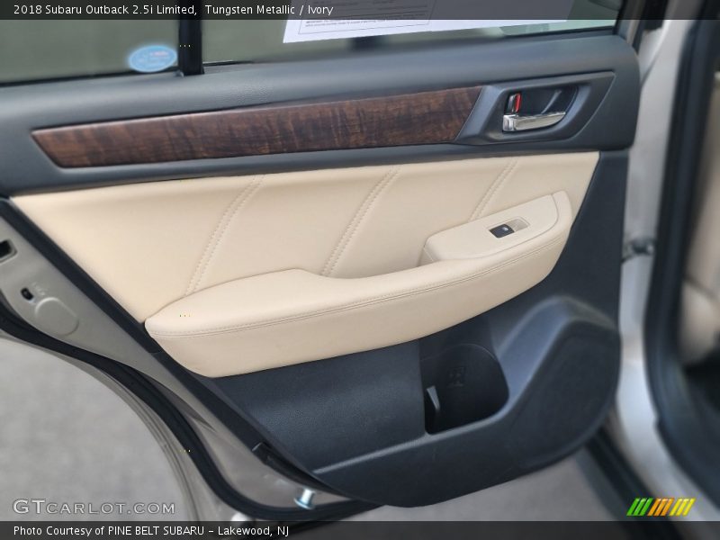 Tungsten Metallic / Ivory 2018 Subaru Outback 2.5i Limited
