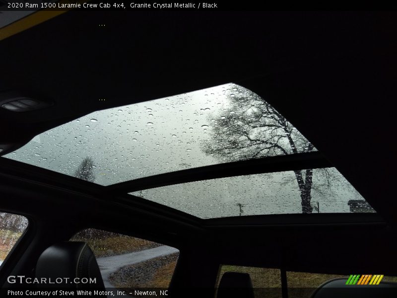 Granite Crystal Metallic / Black 2020 Ram 1500 Laramie Crew Cab 4x4