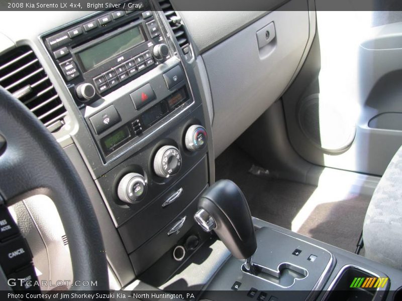 Bright Silver / Gray 2008 Kia Sorento LX 4x4