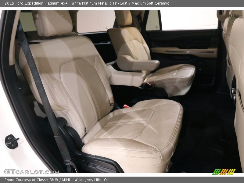 White Platinum Metallic Tri-Coat / Medium Soft Ceramic 2019 Ford Expedition Platinum 4x4