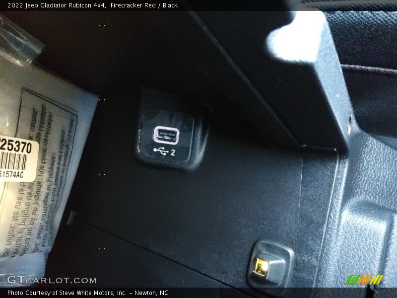 Firecracker Red / Black 2022 Jeep Gladiator Rubicon 4x4
